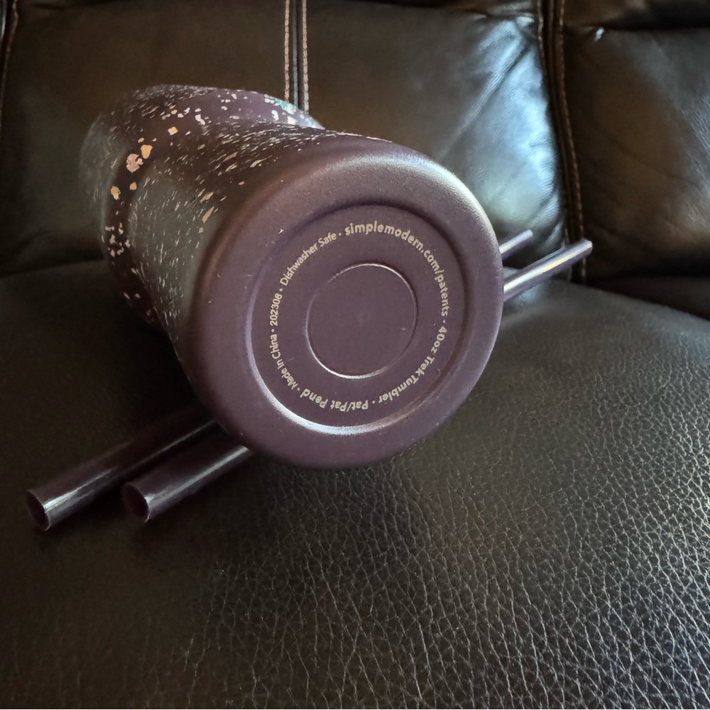 Elegant Purple Terrazzo Travel Bottle with Straws - Picture 3 of 3